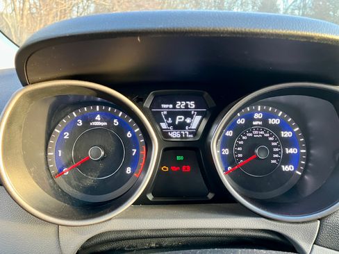 Used 2016 Hyundai Elantra SE image 10