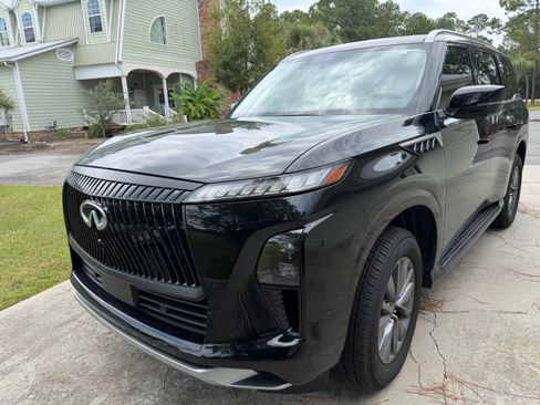 Used 2025 INFINITI QX80 Pure RWD image 13