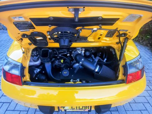 Used 2001 Porsche 911 Cabriolet 2D image 2