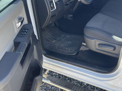 Used 2012 RAM 1500 Classic SLT image 11