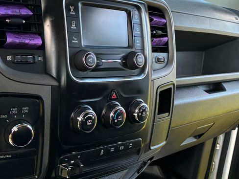 Used 2015 RAM 3500 Tradesman w/ Chrome Appearance Group image 6