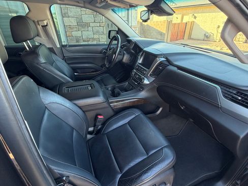 Used 2017 Chevrolet Tahoe LT w/ Luxury Package image 9