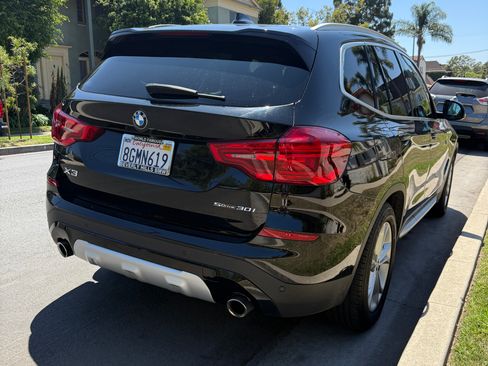 Used 2019 BMW X3 sDrive30i image 4