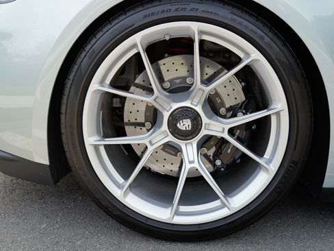 Used 2022 Porsche 911 GT3 image 22