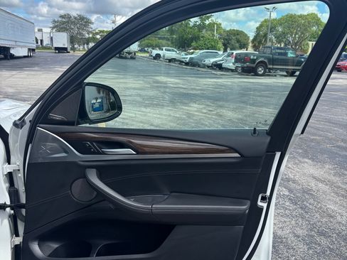 Used 2020 BMW X3 sDrive30i w/ Premium Package image 10