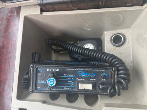 Used 2005 Cadillac Escalade EXT image 12