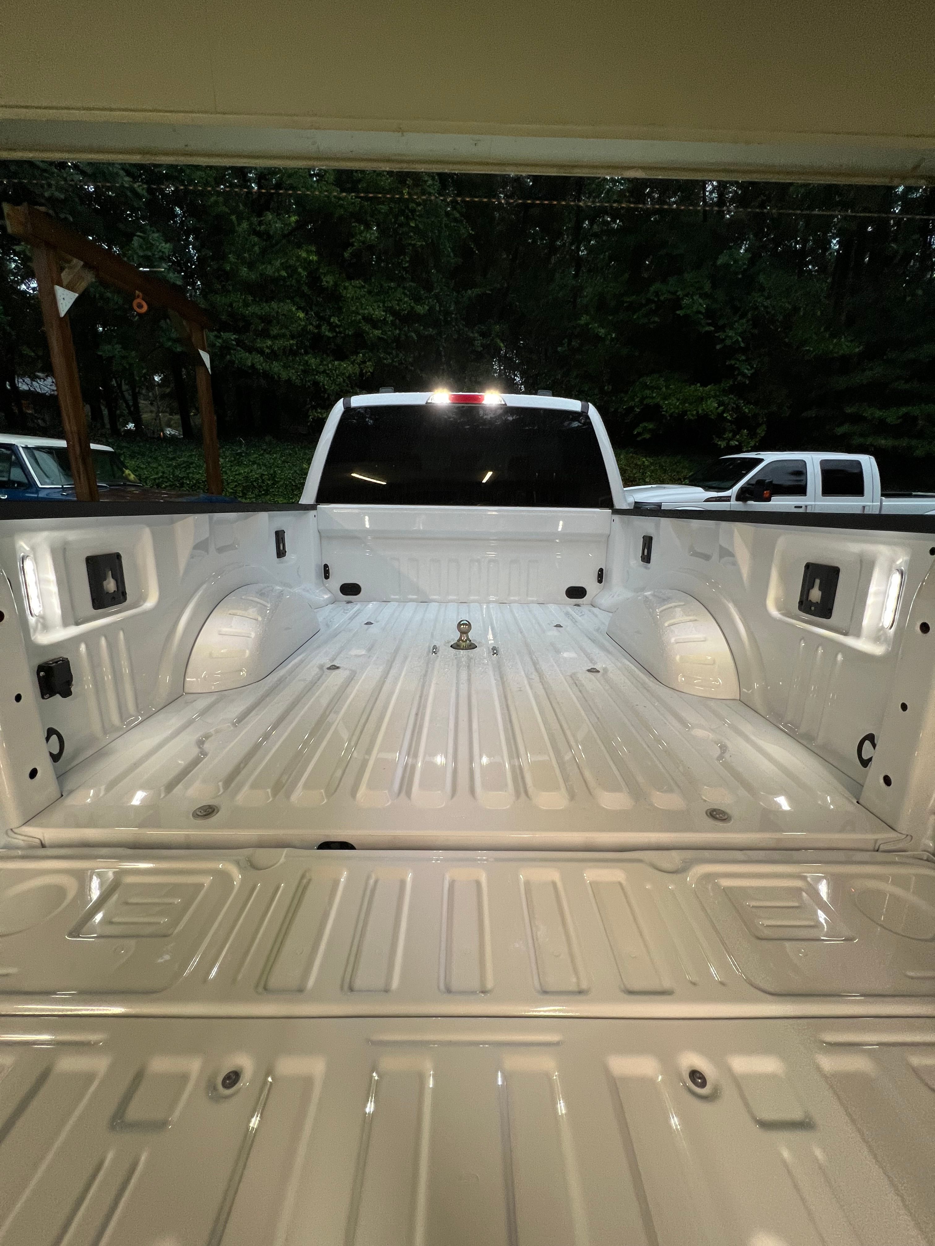 Used 2023 Ford F350 XLT w/ Tremor Off-Road Package AWD/4WD image 6