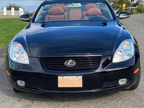 Used 2002 Lexus SC 430 Convertible RWD image 2