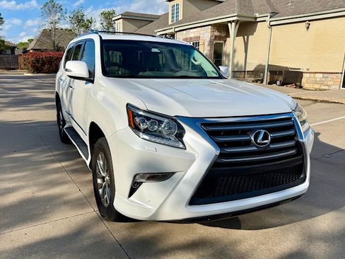 Used 2016 Lexus GX 460 Luxury AWD/4WD image 4