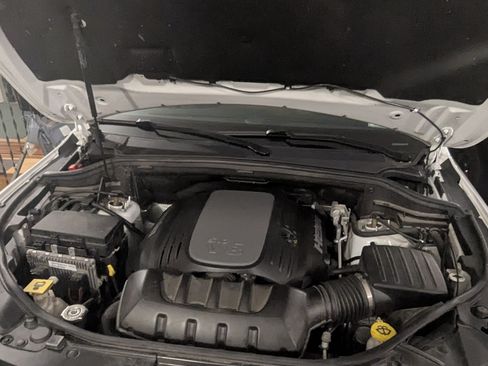 Used 2020 Jeep Grand Cherokee Overland image 18