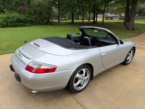 Used 2000 Porsche 911 Cabriolet image 10