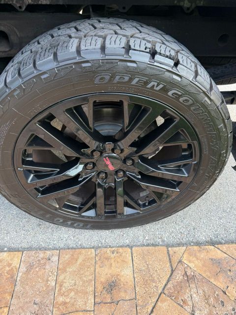 Used 2022 GMC Sierra 1500 Denali w/ Denali Reserve Package AWD/4WD image 13