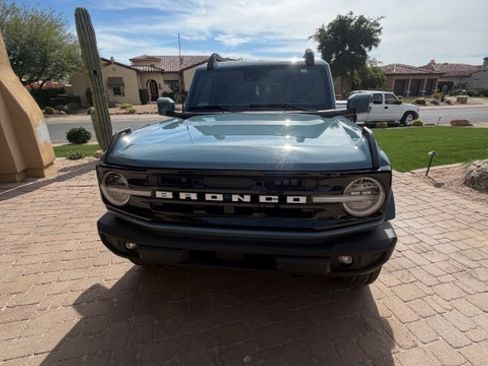 Used 2022 Ford Bronco Outer Banks image 1