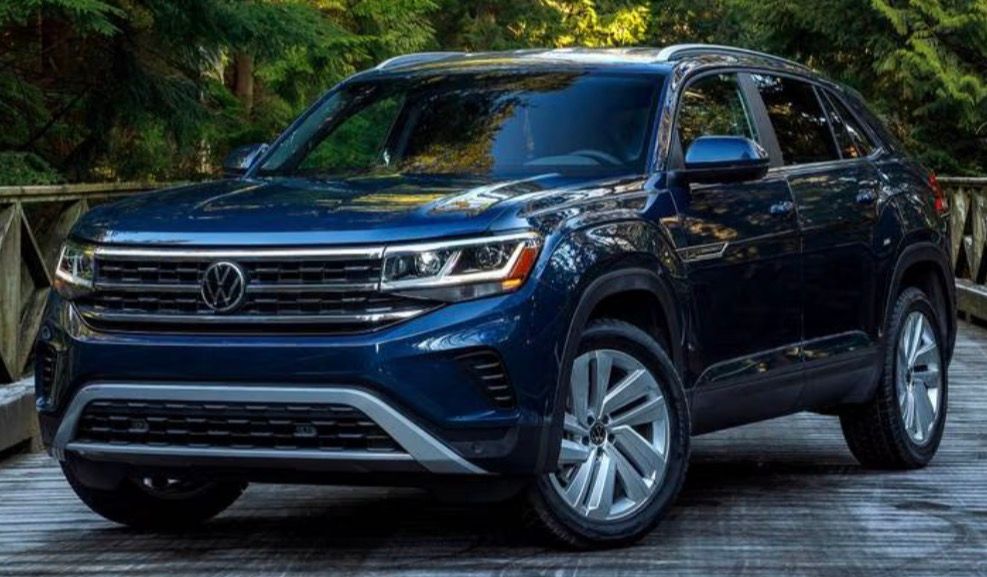 Used 2023 Volkswagen Atlas Cross Sport SE w/ Black Wheel Package AWD/4WD image 4