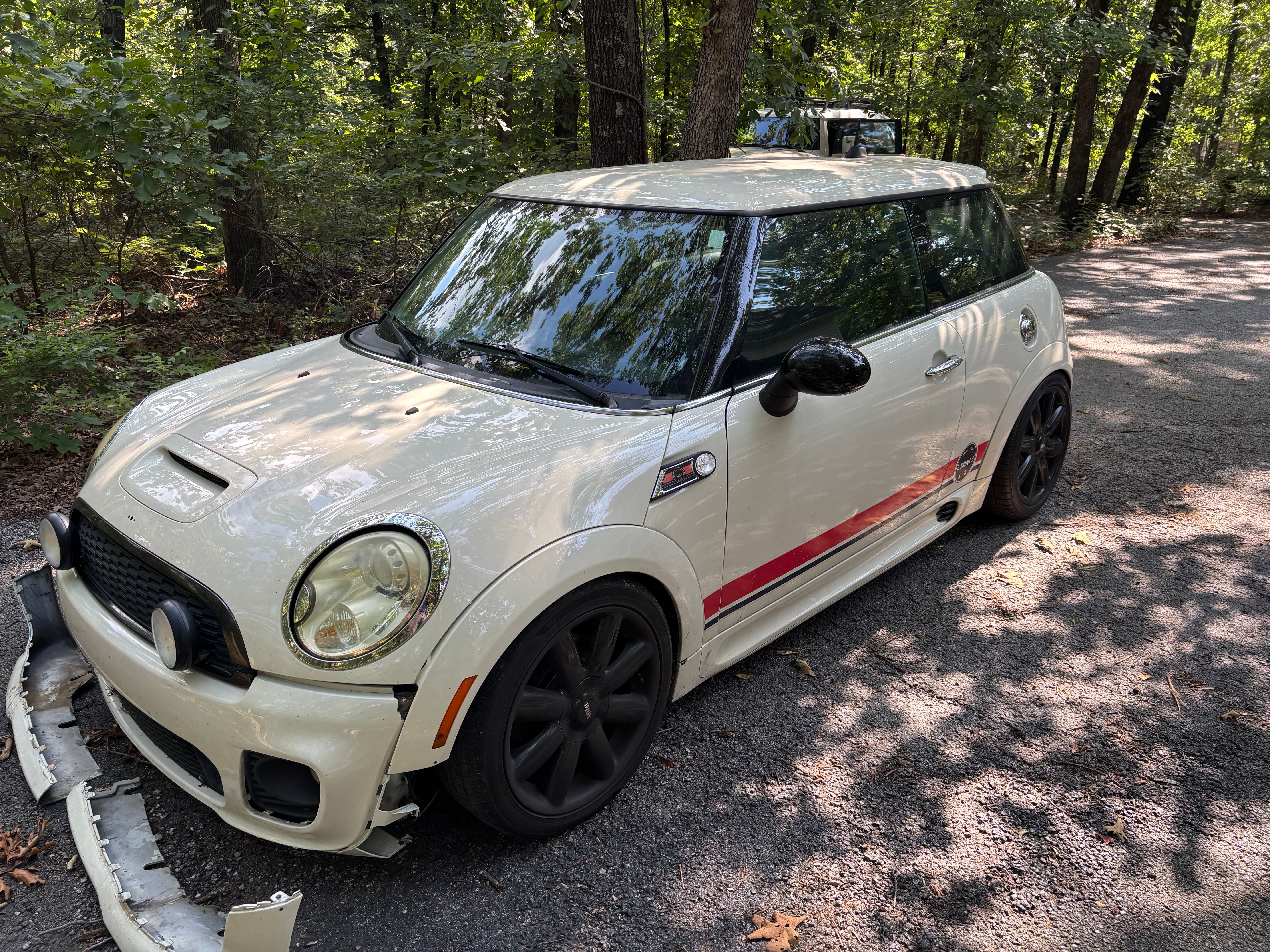 Used 2010 MINI Cooper S FWD image 3