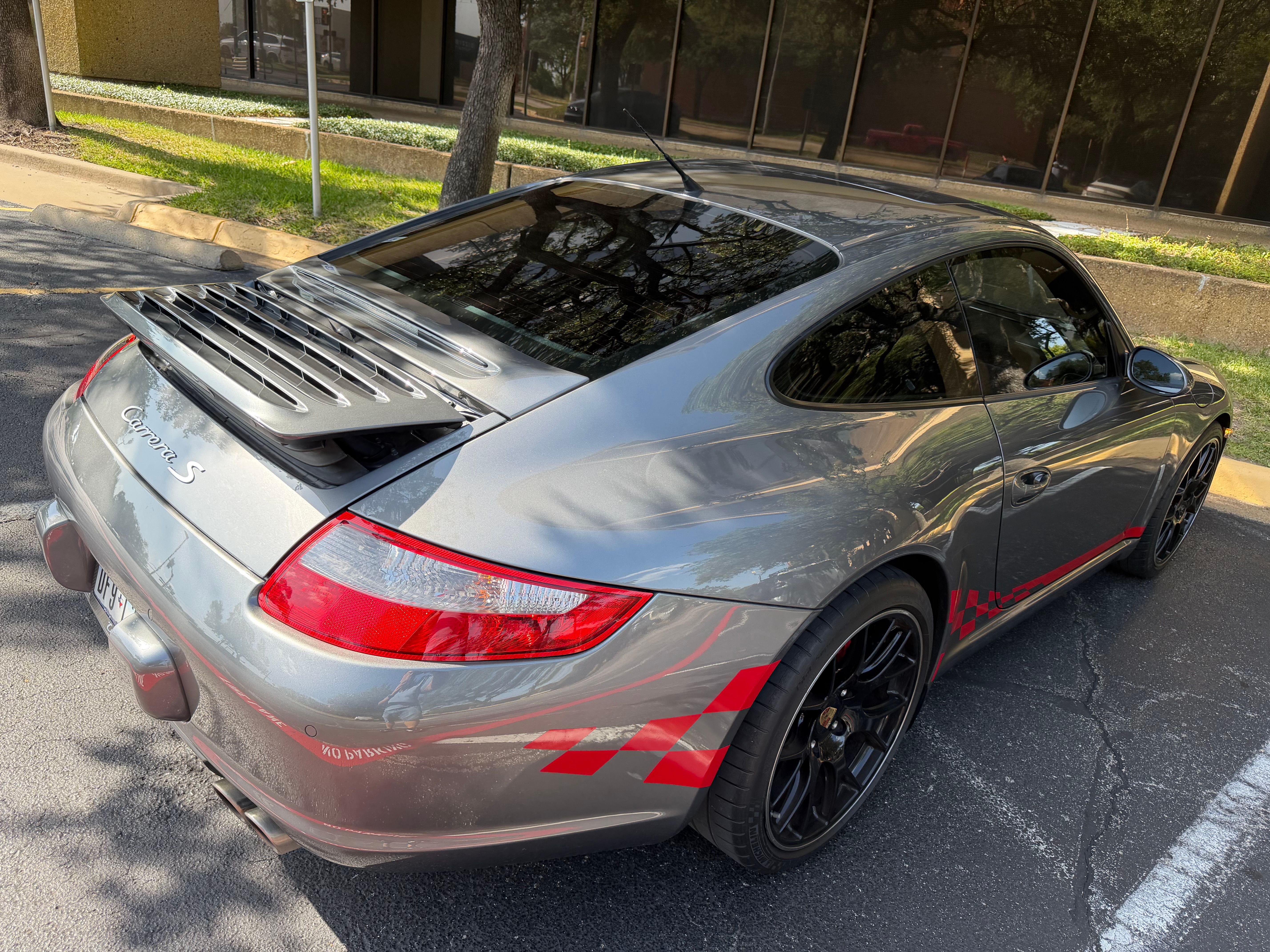 Used 2008 Porsche 911 Carrera 4S AWD/4WD image 9