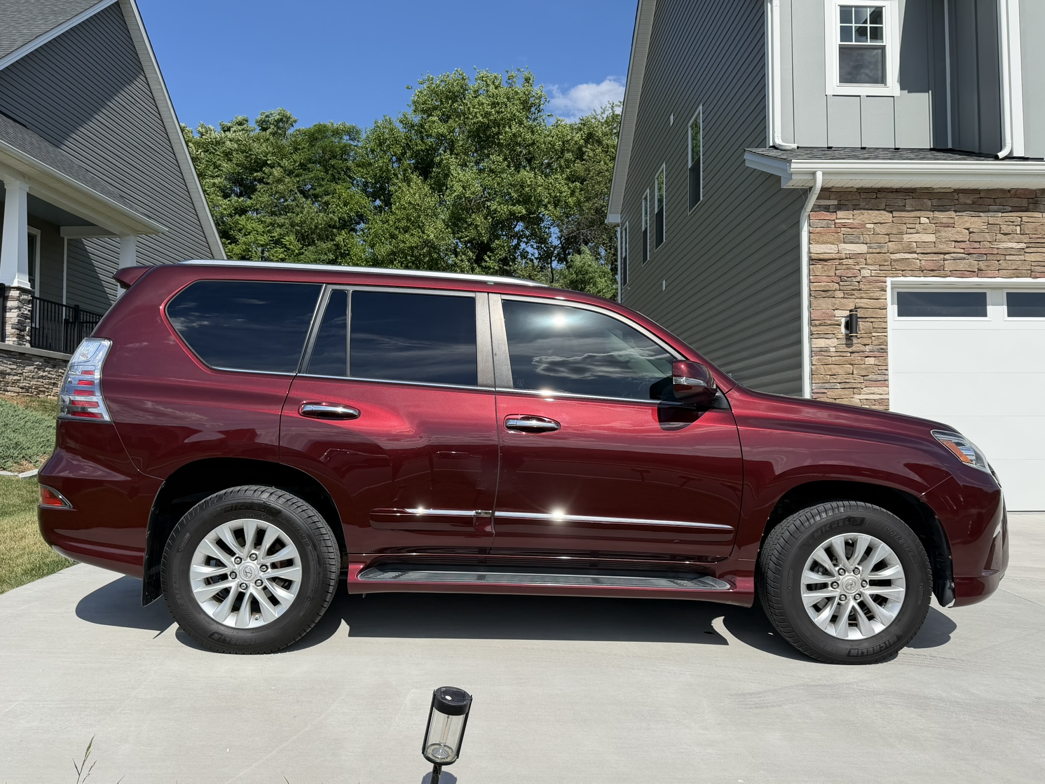 Used 2015 Lexus GX 460 w/ Premium Package AWD/4WD image 5