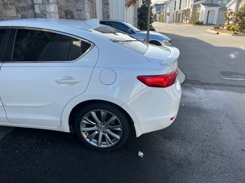 Used 2013 Acura ILX w/ Technology Package image 10