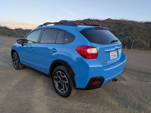 Used 2016 Subaru Crosstrek 2.0i image 6
