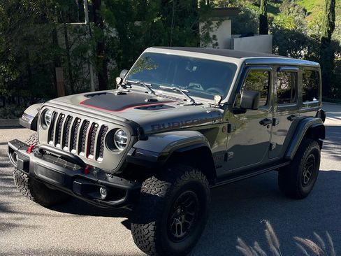 Used 2022 Jeep Wrangler Unlimited Rubicon w/ Xtreme Recon 35" Tire Package image 2