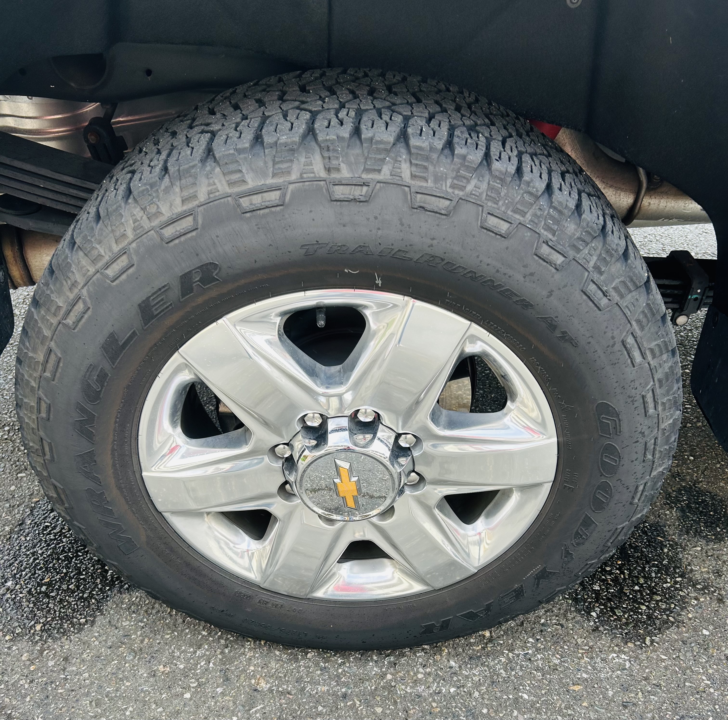 Used 2023 Chevrolet Silverado 2500 LTZ w/ LTZ Premium Package AWD/4WD image 19