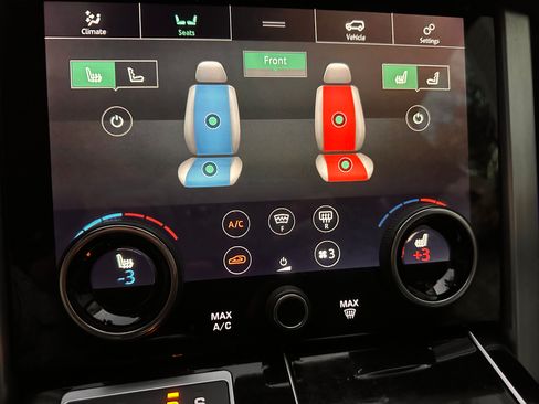 Used 2019 Land Rover Range Rover Supercharged image 13