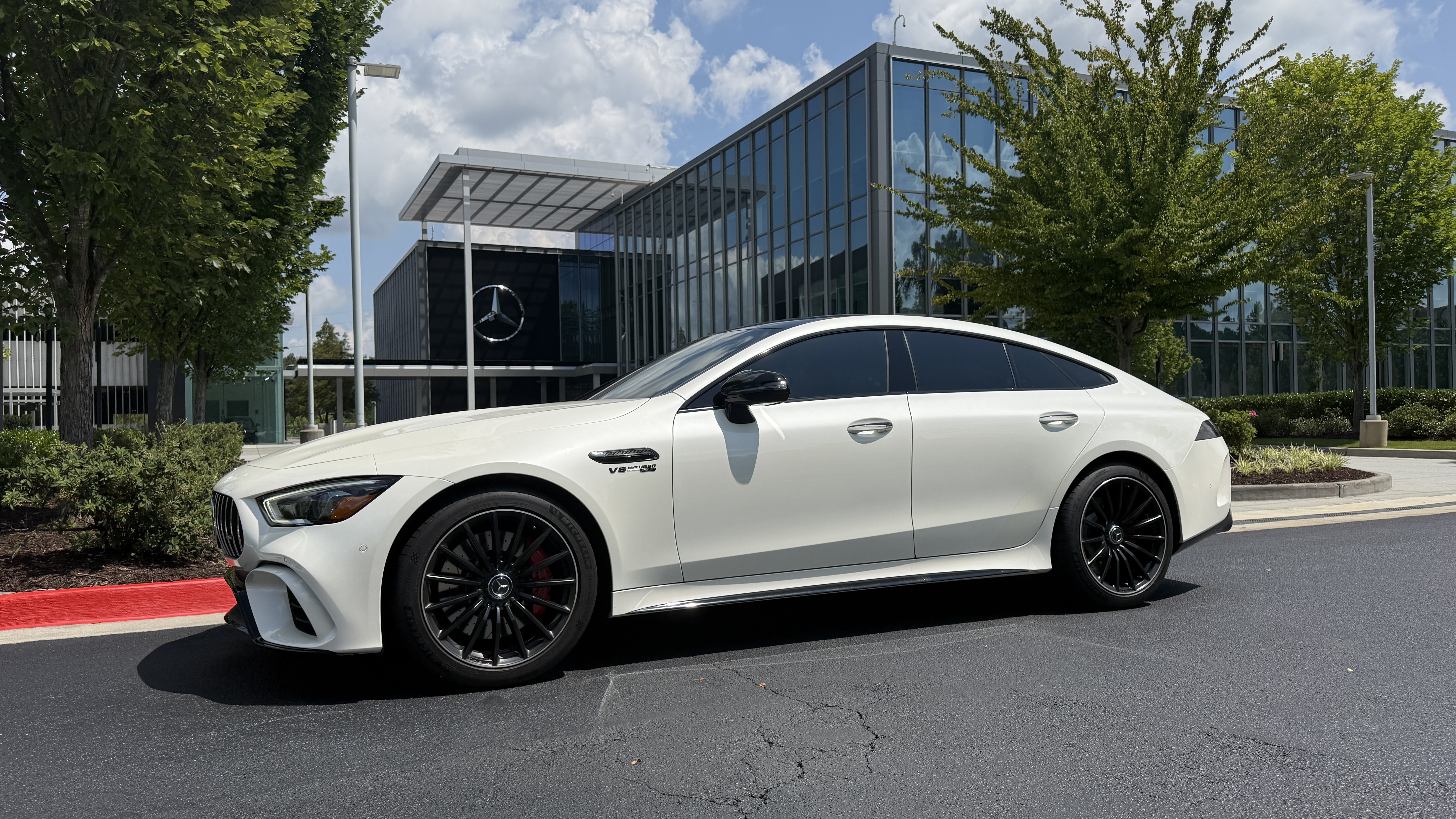 Used 2019 Mercedes-Benz AMG GT 63 image 1