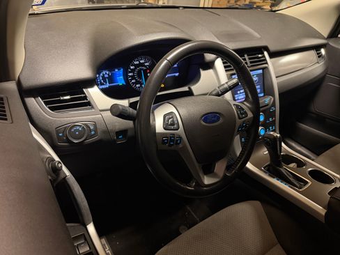 Used 2013 Ford Edge SEL AWD/4WD image 16