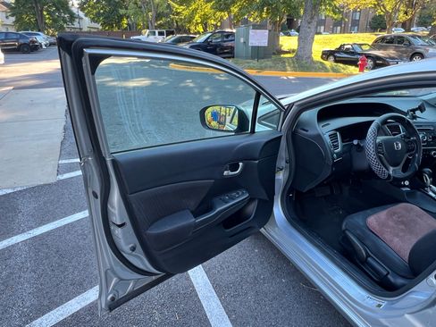 Used 2014 Honda Civic LX image 8