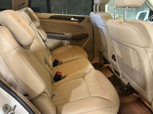 Used 2016 Mercedes-Benz GL 450 4MATIC image 16
