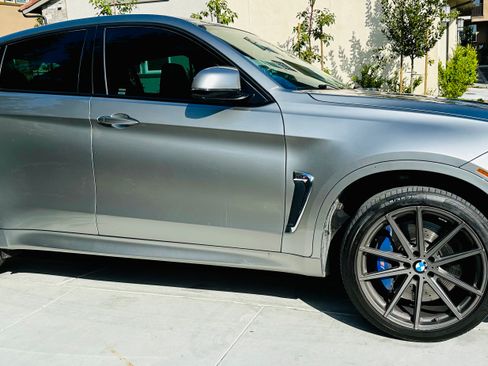Used 2015 BMW X6 M AWD/4WD image 2