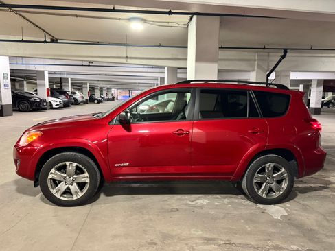 Used 2010 Toyota RAV4 Sport image 2