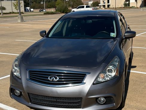 Used 2012 INFINITI G37 Journey w/ Premium Pkg image 5