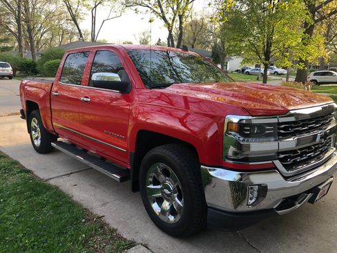 Used 2017 Chevrolet Silverado 1500 LTZ w/ Sport Package image 11