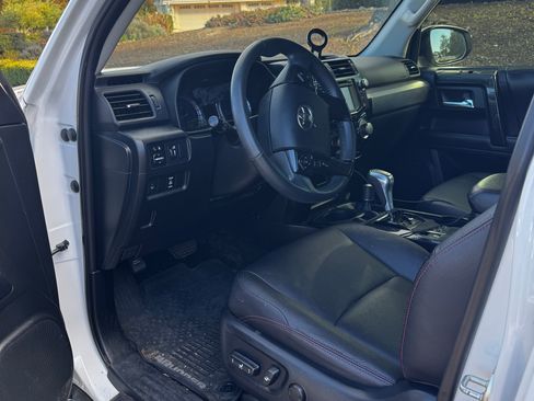 Used 2018 Toyota 4Runner TRD Pro image 5