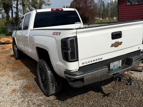 Used 2019 Chevrolet Silverado 2500 LT image 6