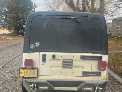 Used 2006 Jeep Wrangler Sport image 2