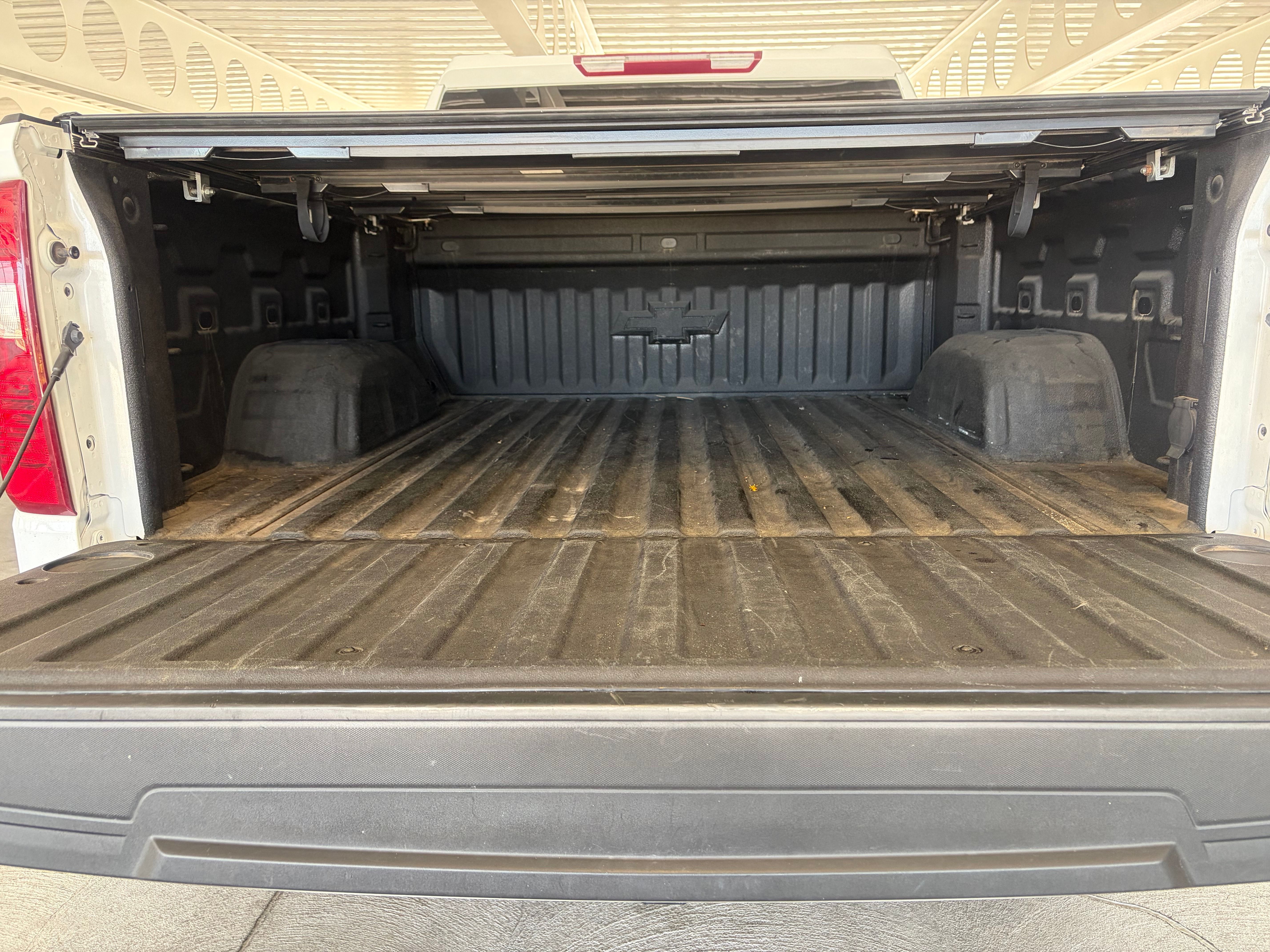 Used 2023 Chevrolet Silverado 1500 LT w/ Protection Package AWD/4WD image 19