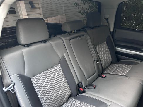 Used 2018 Toyota Tundra SR5 w/ TRD Off Road Package AWD/4WD image 10