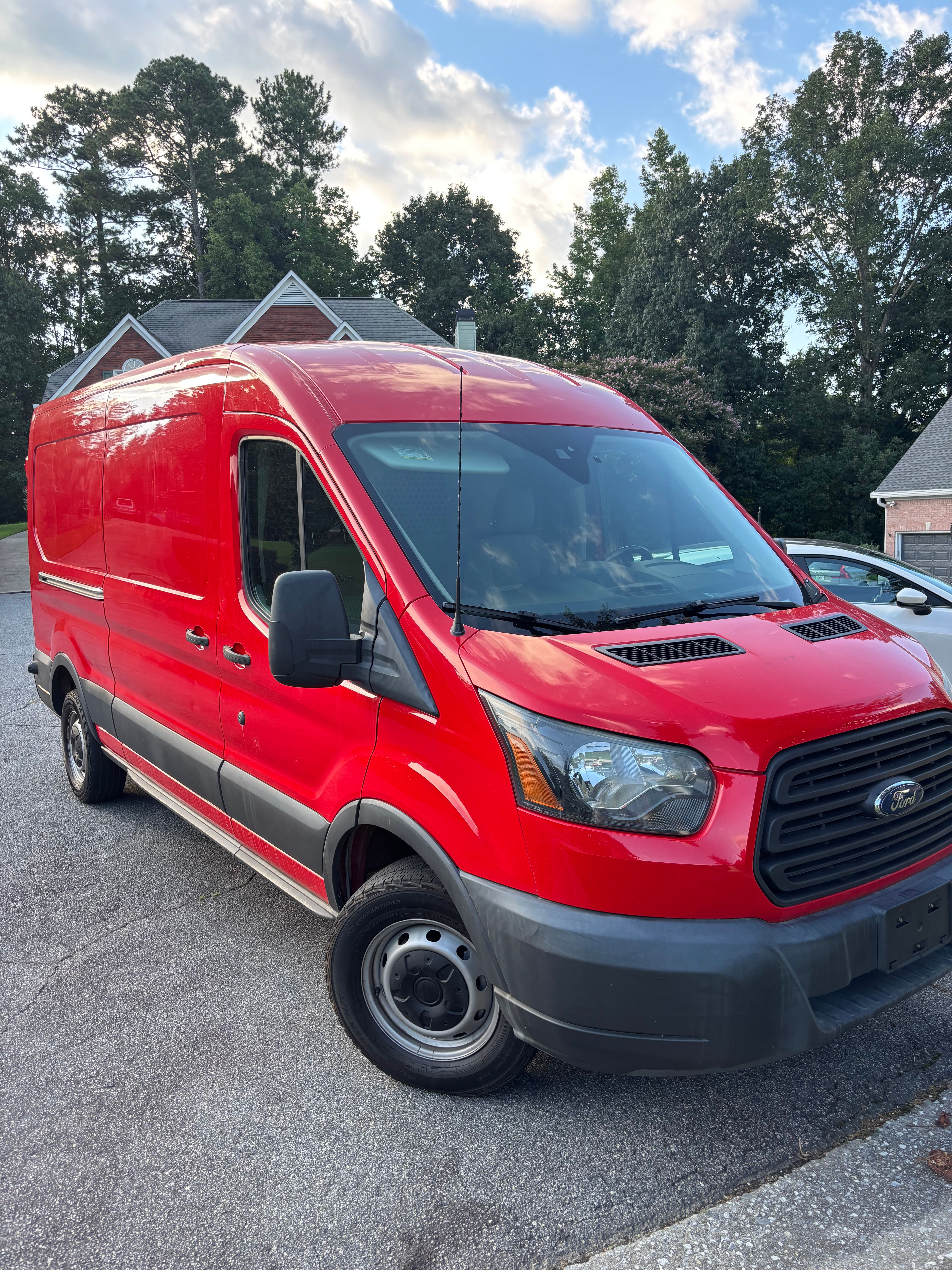 Used 2017 Ford Transit 250 148 Medium Roof w/ Interior Upgrade Package RWD image 6