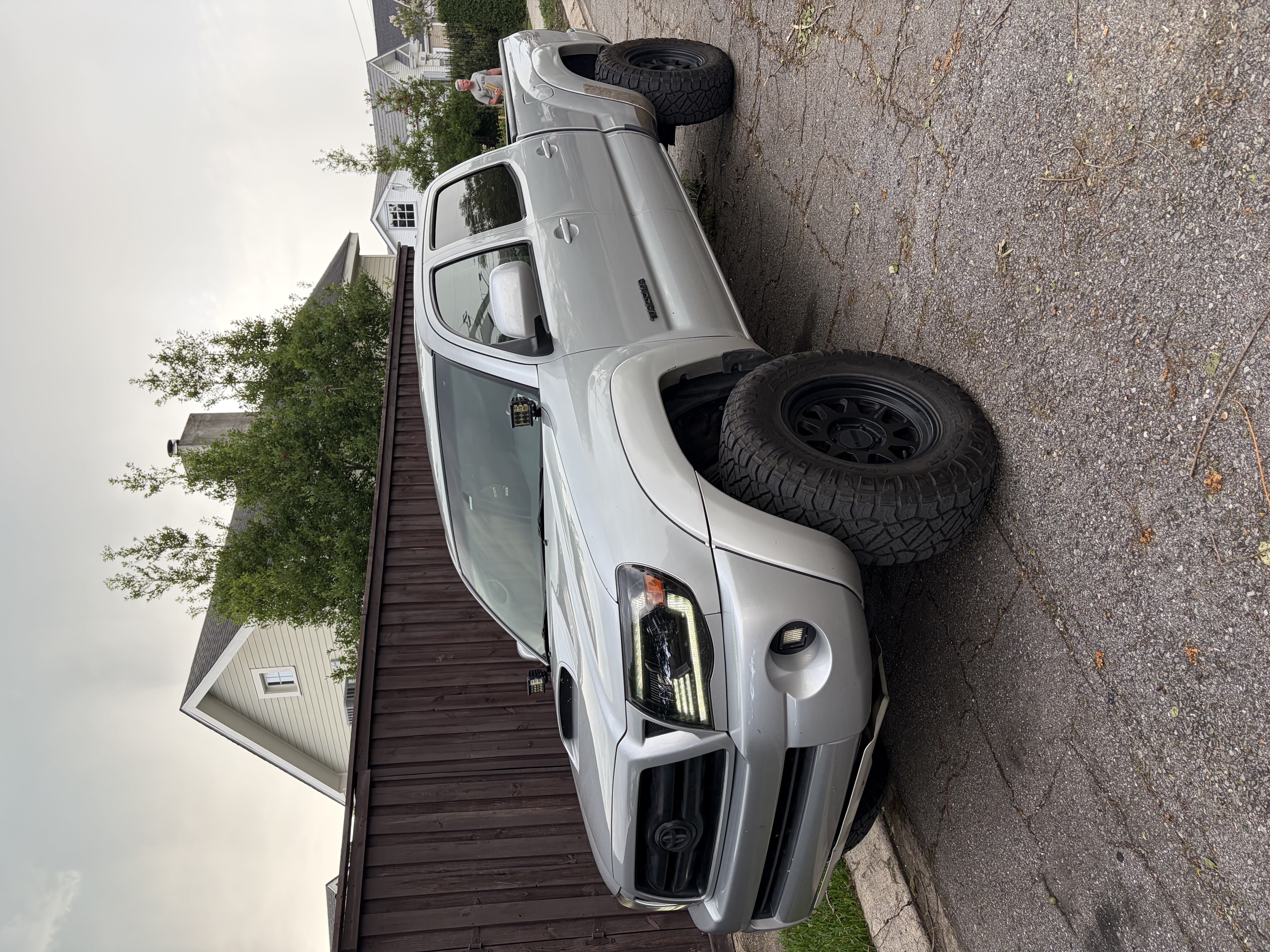 Used 2007 Toyota Tacoma PreRunner RWD image 2