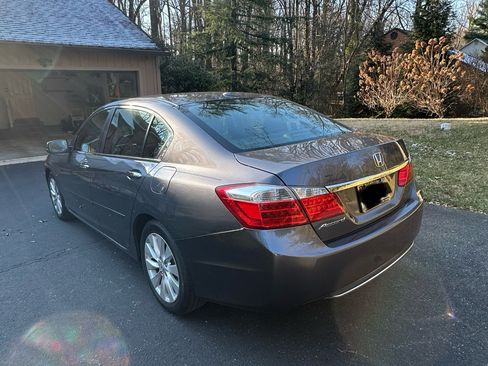 Used 2015 Honda Accord EX-L image 5