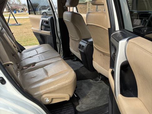 Used 2012 Toyota 4Runner Limited image 5