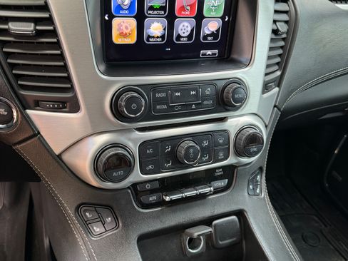 Used 2019 GMC Yukon XL SLT w/ Open Road Package RWD image 13