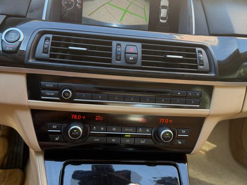 Used 2015 BMW 528i Sedan RWD image 12