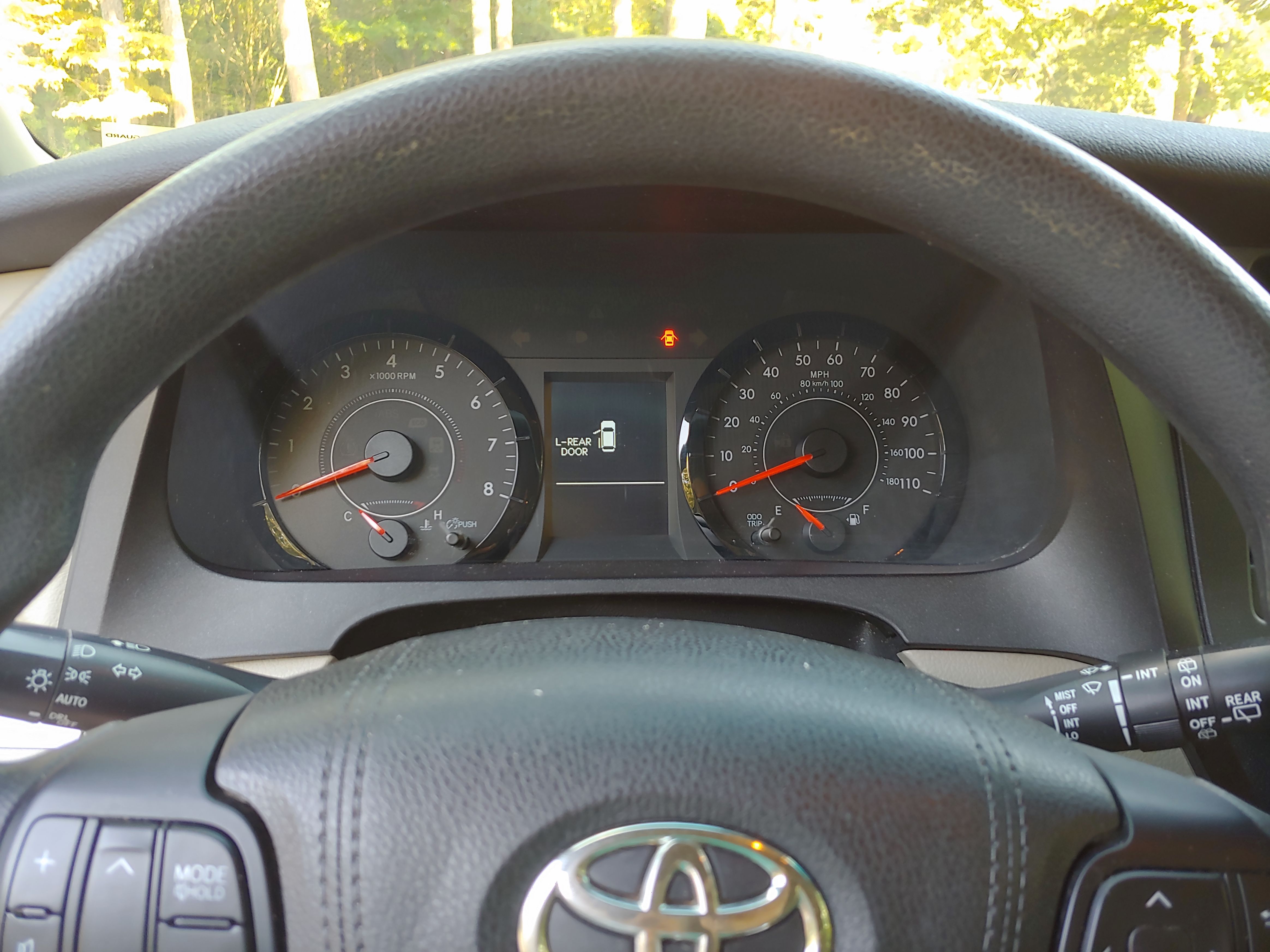 Used 2017 Toyota Sienna L FWD image 11