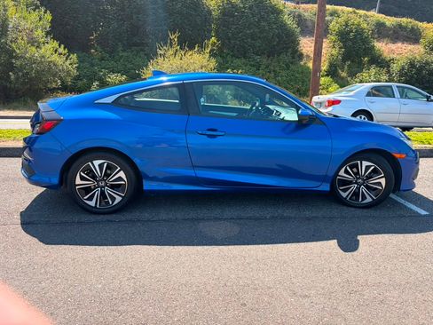 Used 2017 Honda Civic EX-T image 5