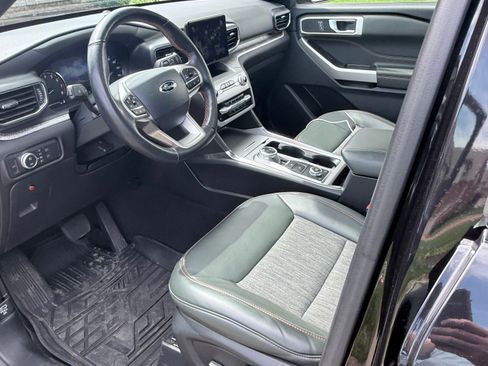 Used 2022 Ford Explorer Timberline image 16