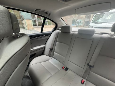 Used 2011 BMW 528i 528i Sedan 4D image 12