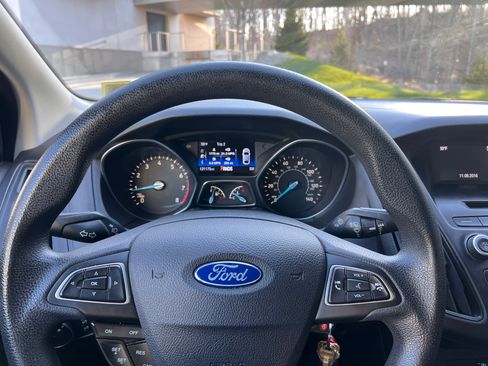 Used 2016 Ford Focus SE image 11